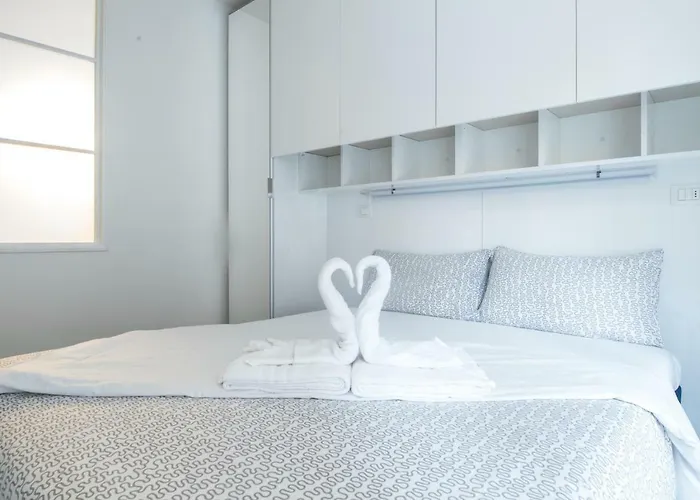 Apartment Marconi - Short