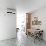 Apartament Marconi - Short *
