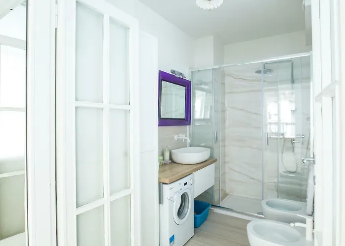 Appartement Marconi - Short