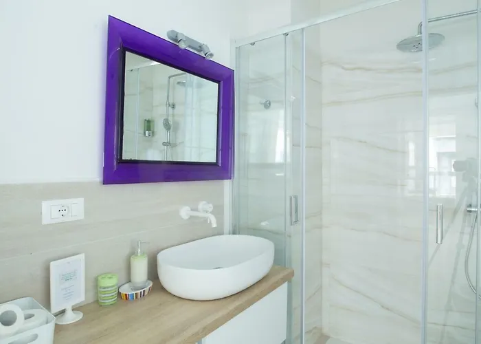 Marconi - Short * بولونيا